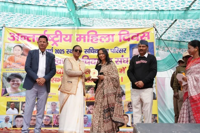 सीएस ने अंतर्राष्ट्रीय महिला दिवस पर आयोजित कार्यक्रम में की शिरकत