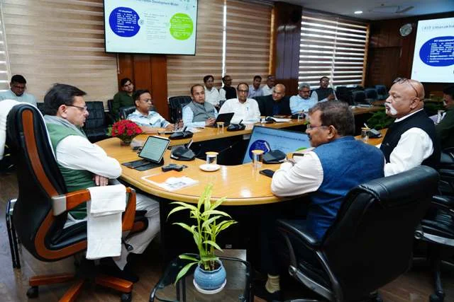 फिट उत्तराखंड के लिए बनाया जाए एक्शन प्लान - धामी