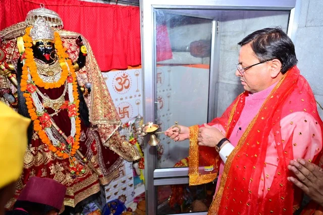 मुख्यमंत्री ने चैत्र अष्टमी मेले में किया प्रतिभाग