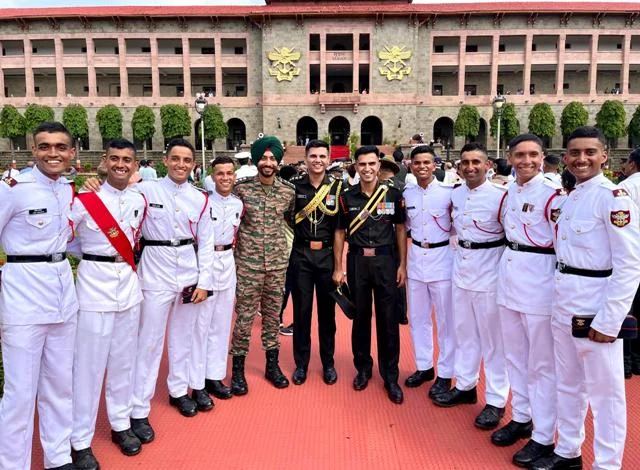 एनडीए की 148वीं पासिंग आउट परेड में शामिल हुए एसएएस नगर के कैडेट