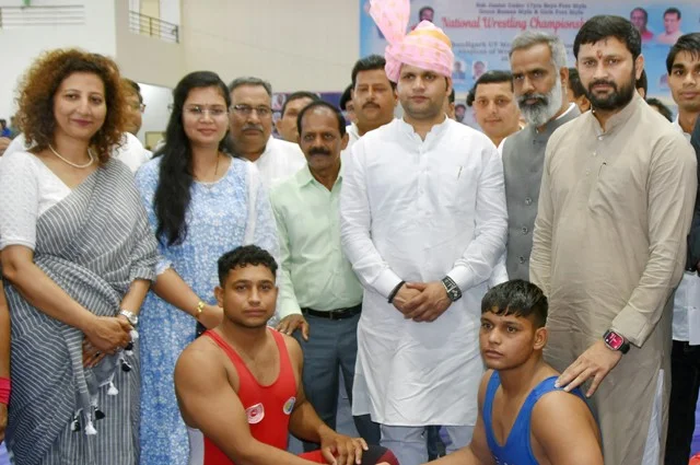 खेल मंत्री ने किया तीन दिवसीय कुश्ती महाकुंभ का शुभारंभ
