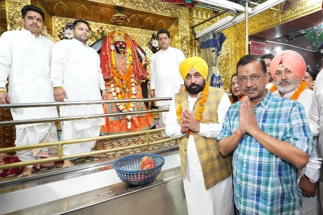 मान व केजरीवाल ने काली माता मंदिर के कायाकल्प की घोषणा की