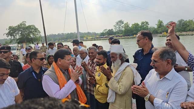 मुख्यमंत्री ने देवीपुरा में जल संकट और मगरमच्छ खतरे की ली जानकारी