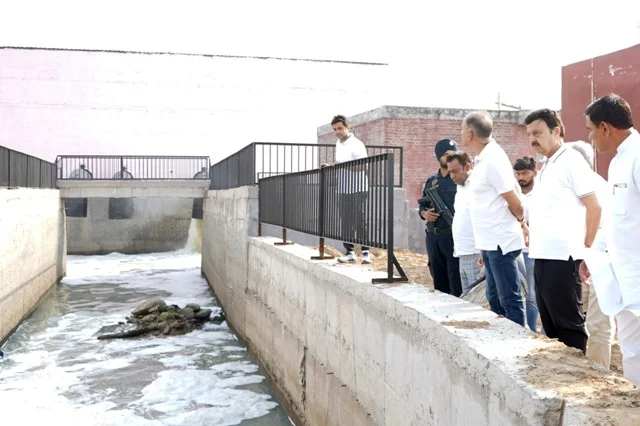 सफाई कार्य की ड्रोन से वीडियोग्राफी करने का आदेश
