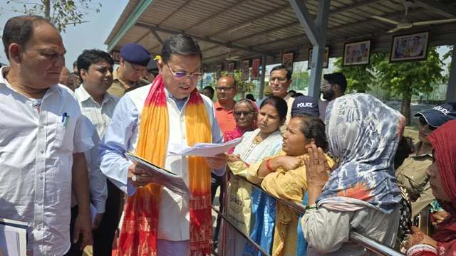 सीएम ने दिए मां पूर्णागिरी मंदिर का काम जल्द पूरा करने के निर्देश