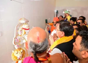 धामी ने कालू सिद्ध मंदिर में प्राण प्रतिष्ठा कार्यक्रम में लिया भाग