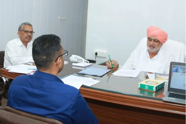 हरियाणा सरकार की नई पहल: गोबर से बनेगा पेंट, दूध से विविध उत्पाद