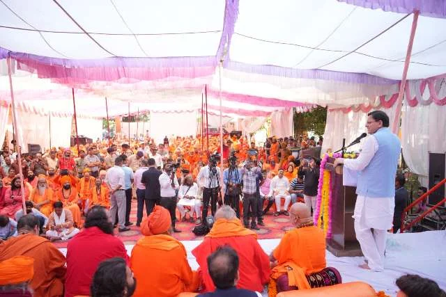 माया देवी मंदिर से चारधाम हेतु निकली पवित्र छड़ी