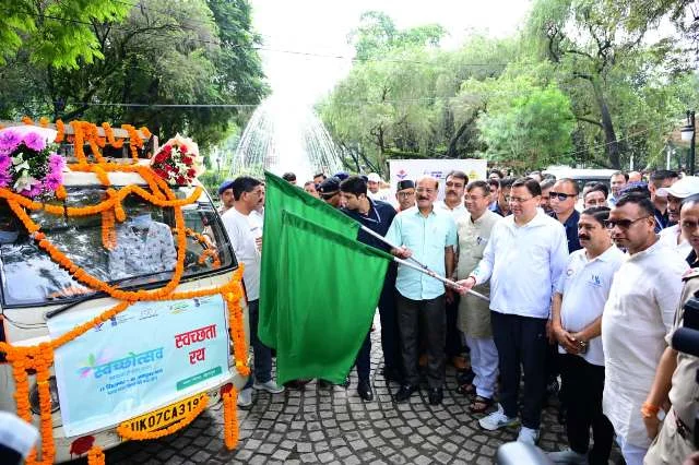 मुख्यमंत्री धामी ने पीएम मोदी को जन्मदिवस पर दी शुभकामनाएं