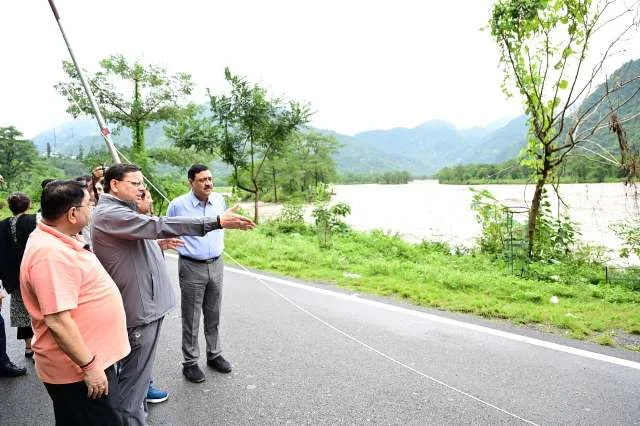 सीएम धामी ने आपदा प्रभावित क्षेत्रों का लिया जायजा