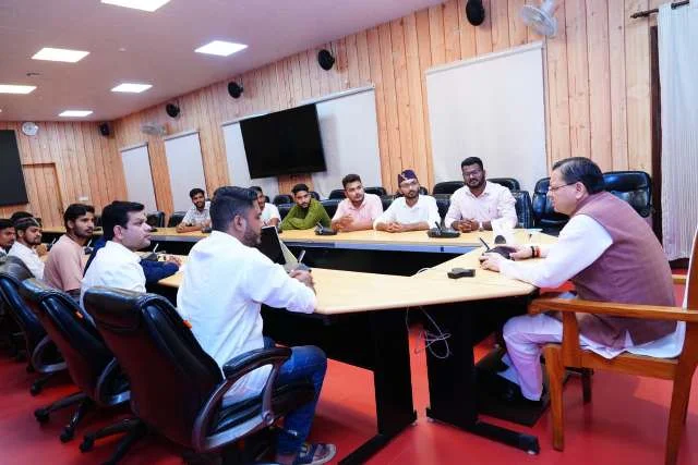 सीएम आवास में बेरोजगार संघ प्रतिनिधिमंडल की भेंट