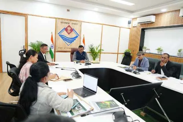 मुख्य सचिव ने इको सेंसिटिव जोन में तत्काल सुरक्षात्मक कार्यों के निर्देश दिए