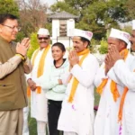 मुख्यमंत्री आवास पर खड़ी और बैठकी होली के लोकगीतों की गूंज