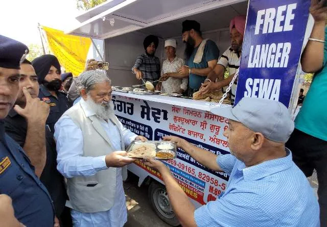 मंत्री अनिल विज ने सेवा सिमरन सोसायटी की पहल की सराहना की