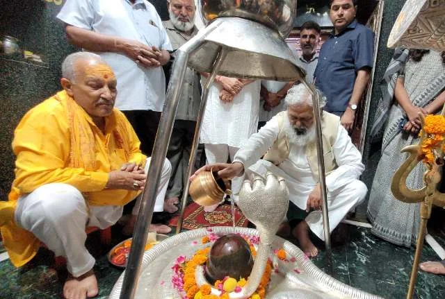 प्रधानमंत्री मोदी देश की आस्था और परंपराओं का करते हैं सम्मान - विज