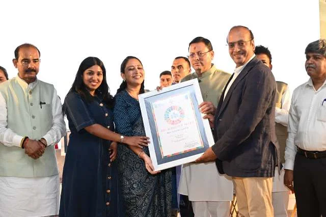 मुख्यमंत्री ने एसडीजी अवार्ड विजेताओं को दी बधाई और शुभकामनाएं
