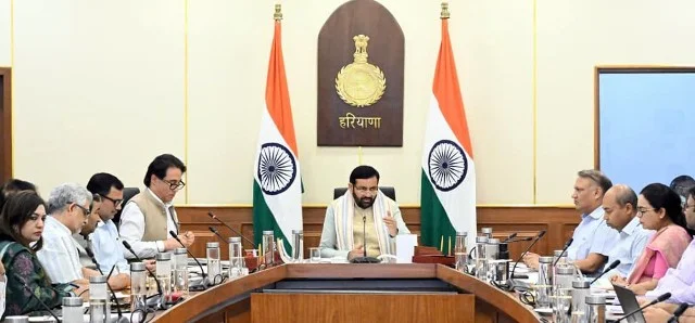 युवाओं को रोजगार से जोड़ने के लिए मुख्यमंत्री सैनी ने दिए अहम निर्देश