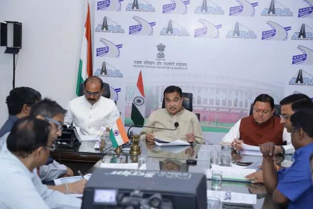 उत्तराखंड में आधुनिक सड़क नेटवर्क विकास पर केंद्र-राज्य के बीच अहम मंथन
