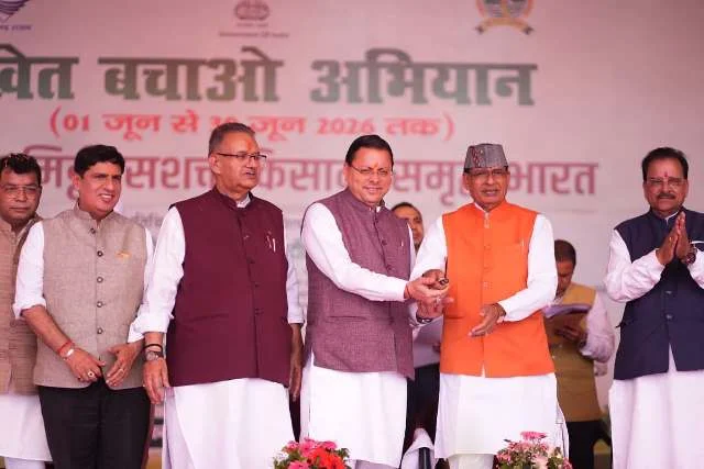 केंद्रीय मंत्री शिवराज सिंह चौहान और मुख्यमंत्री धामी ने कृषि विकास अभियान का किया शुभारंभ