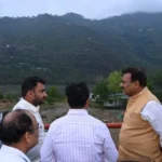 डोबरा पुल क्षेत्र में चल रहे विकास कार्यों का मुख्य सचिव ने लिया जायजा