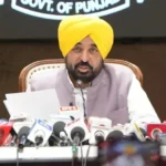 मनमानी फीस वसूली पर लगेगी लगाम, अतिरिक्त राशि लौटानी होगी स्कूलों को - CM
