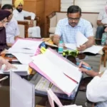 वित्त मंत्री ने केंद्र से मिथाइल अल्कोहल की कड़ी निगरानी की अपील की