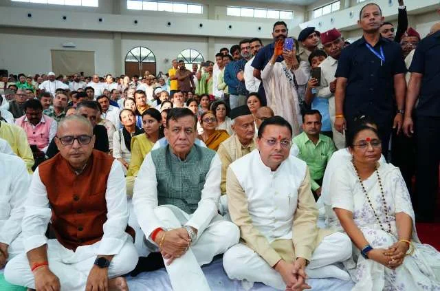 श्रद्धांजलि सभा में शामिल होकर सीएम धामी ने खण्डूड़ी के योगदान को किया नमन