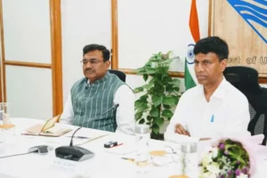 उत्तराखंड की विकास उपलब्धियों और आर्थिक रूपरेखा पर नीति आयोग के समक्ष प्रस्तुतीकरण