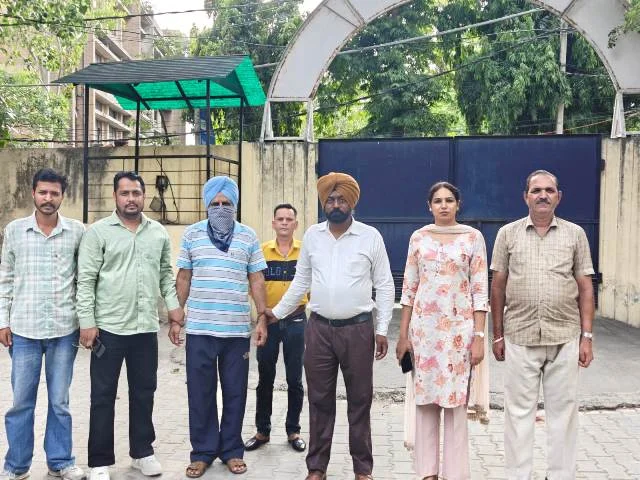 घूस लेते राजस्व विभाग का पटवारी विजिलेंस के हत्थे चढ़ा