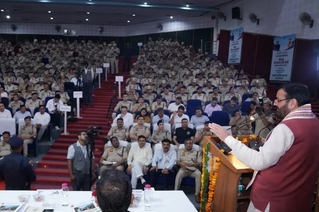 नशा परिवारों को कर रहा है बर्बाद, समाज को एकजुट होकर लड़नी होगी लड़ाई - सैनी