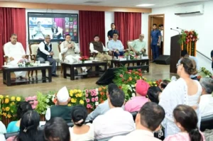 विज्ञान, प्रौद्योगिकी और नवाचार नीति परिसंवाद में शामिल हुए मुख्यमंत्री धामी