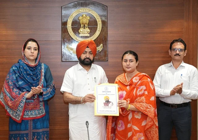 विभागीय कार्यों में आएगी तेजी, नियुक्ति पत्र वितरण समारोह में बोले मंत्री मुंडियां