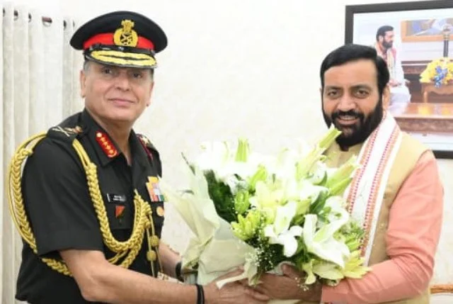 मुख्यमंत्री और सेना प्रमुख की बैठक, सिविल-मिलिट्री समन्वय पर हुआ मंथन