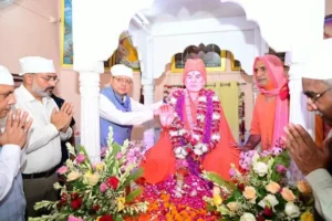 श्री ब्रह्म निवास आश्रम में धार्मिक आयोजन, मुख्यमंत्री धामी हुए शामिल