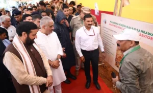 हर परिवार लगाए कम से कम एक पौधा और उसकी देखभाल भी करे - CM