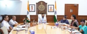 आंगनबाड़ी भवनों के निर्माण में तेजी लाने के सीएम सैनी ने दिए निर्देश