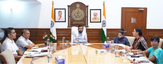 आंगनबाड़ी भवनों के निर्माण में तेजी लाने के सीएम सैनी ने दिए निर्देश