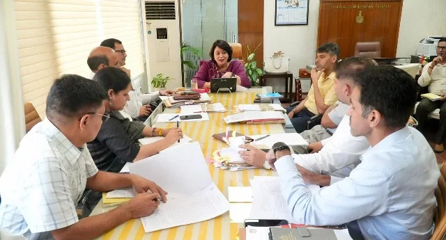 दाखिल-खारिज में देरी पर सख्ती, अधिकारियों की जवाबदेही तय