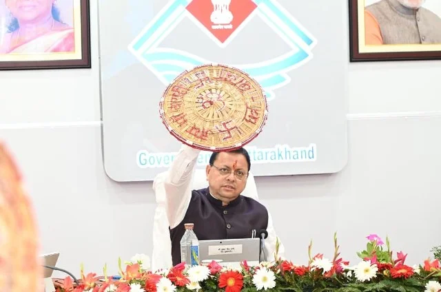 दूरस्थ जिलों में कैबिनेट बैठकें कर स्थानीय विकास को मिलेगा बढ़ावा - धामी