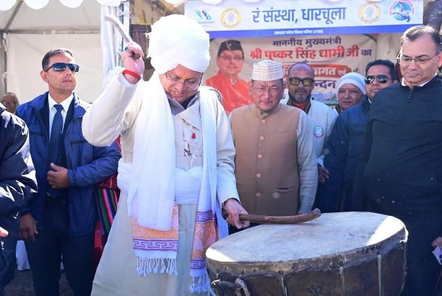 धामी ने आदि कैलाश रन के प्रतिभागियों का बढ़ाया उत्साह