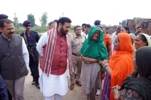 मंगौली जाटान दौरे पर पहुंचे सीएम सैनी, गांव के जोहड़ का किया अवलोकन