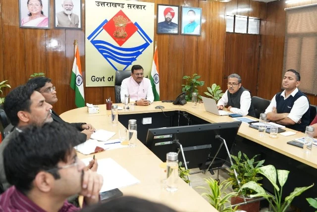 मुख्य सचिव आनंद बर्द्धन ने कौशल विकास योजना की समीक्षा की