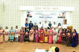 मुख्य सेवक सदन में आयोजित कार्यक्रम में सीएम धामी ने बांटे नियुक्ति पत्र