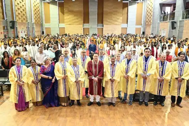 यूपीईएस के दीक्षांत समारोह में शामिल हुए मुख्यमंत्री धामी