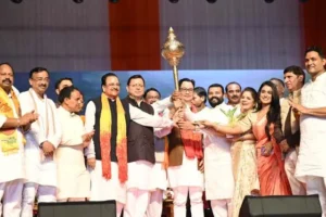सीएम धामी ने दीप प्रज्ज्वलित कर किया ‘उत्तराखंड आदि रंगोत्सव’ का शुभारंभ