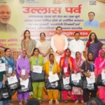 सीएम धामी ने नव-साक्षरों को किया सम्मानित