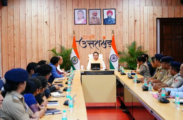 सीएम धामी ने स्वास्थ्य योजनाओं के लिए राशि स्वीकृत की
